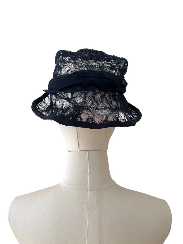 Cappello blu scuro vintage