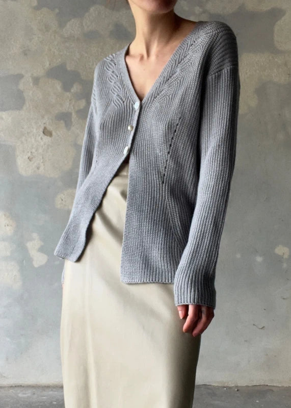 Cardigan maglia grigio con bottoni madreperla