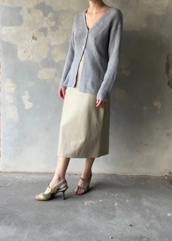 Cardigan maglia grigio con bottoni madreperla