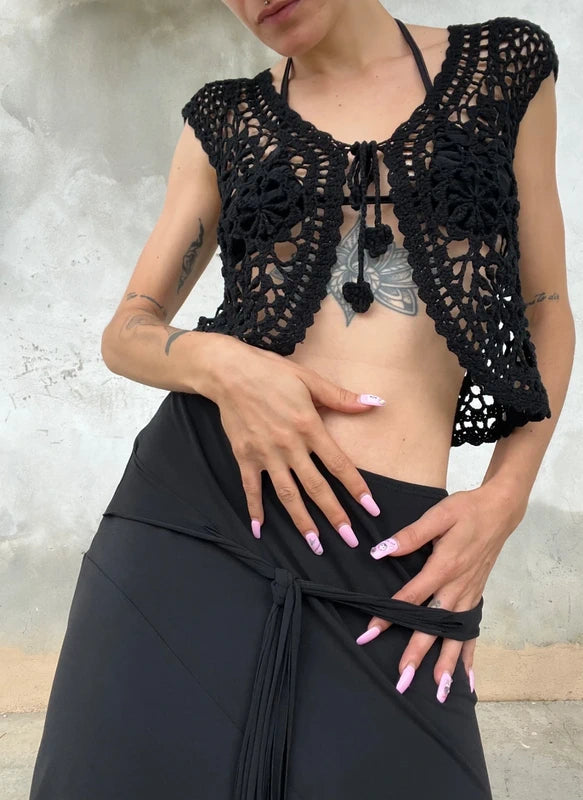 Gonna asimmetrica con cut-out