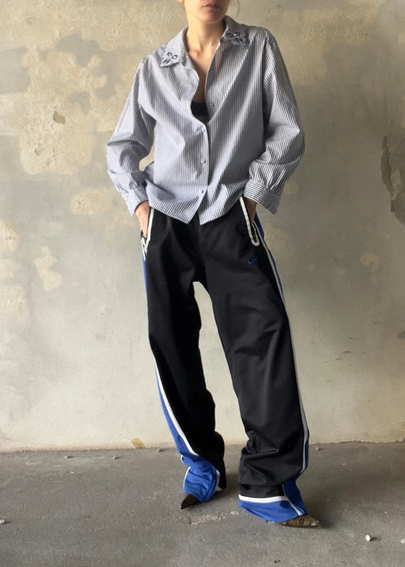 Camicia a righe blu con colletto ricamato