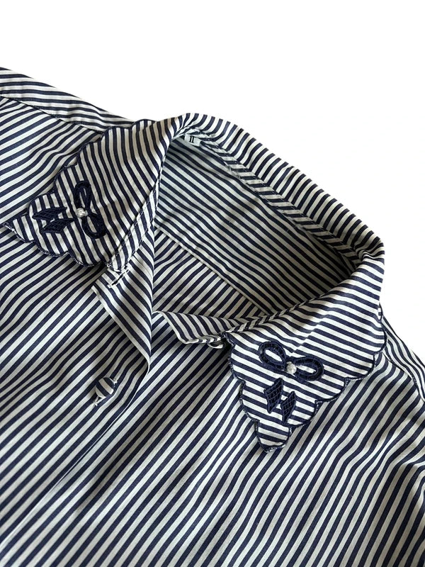 Camicia a righe blu con colletto ricamato
