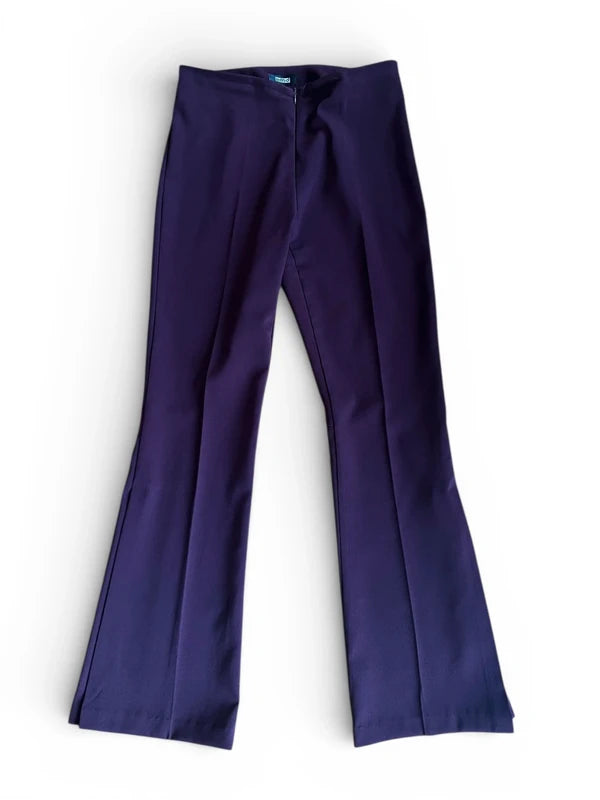 Pantaloni con spacco