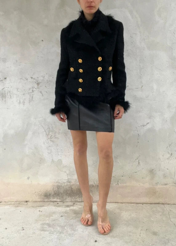Giacca tweed lana nera con bottoni oro e piume