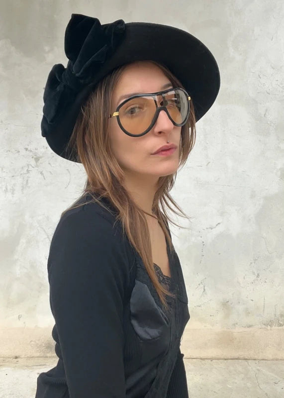 Cappello elegante vintage in lana nero