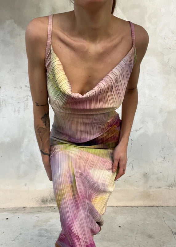 Abito lungo fantasia astratta effetto plissé