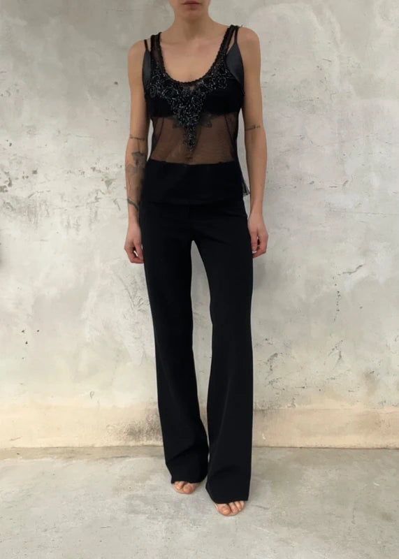 Top ricamato con perline
