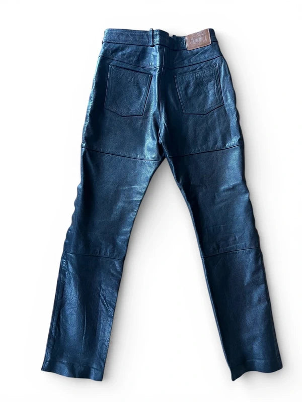 Pantaloni in pelle rigida