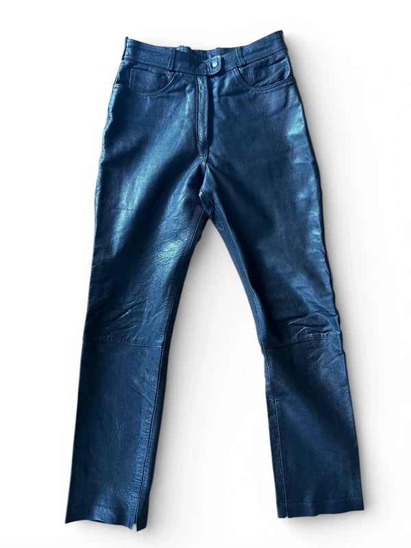 Pantaloni in pelle rigida