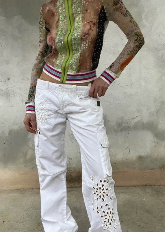 Pantalone cargo bianco con intarsi pizzo sangallo