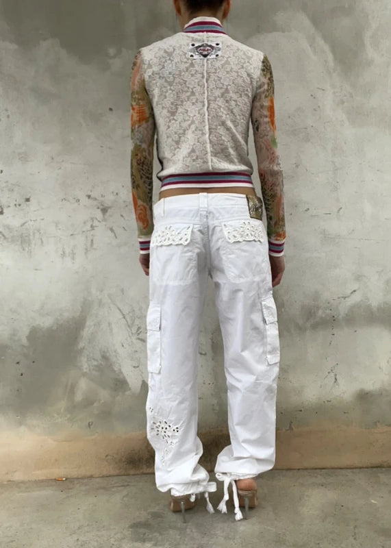 Pantalone cargo bianco con intarsi pizzo sangallo