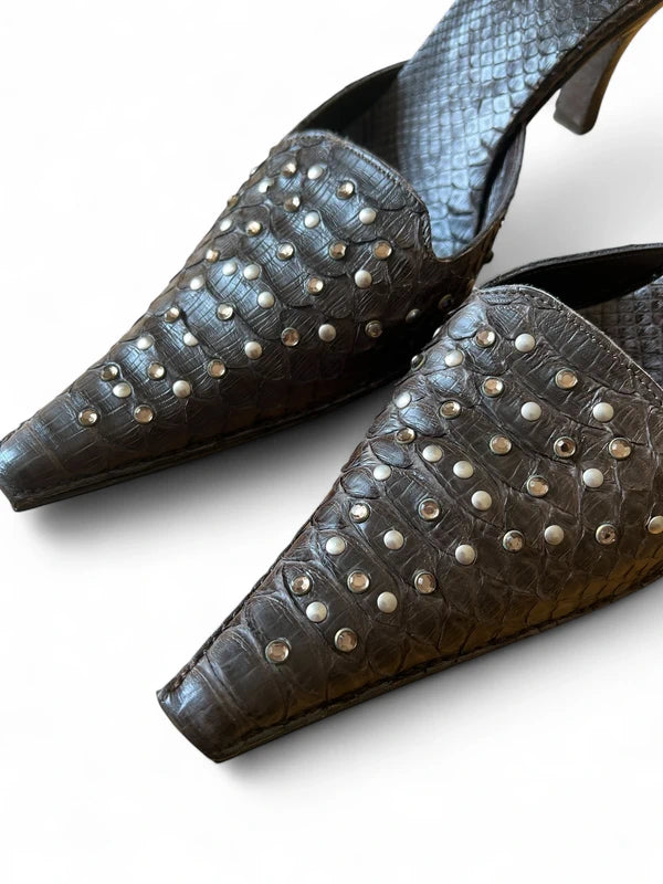 Sabot vintage marroni con borchie e cristallini