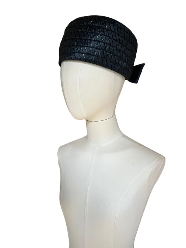 Pillbox in rafia blu anni'50