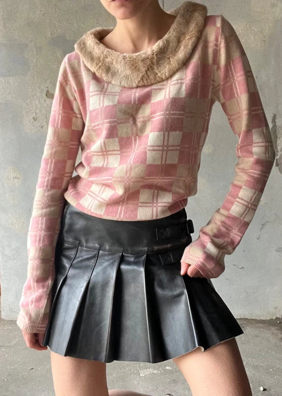 Maglione a quadri rosa con bordo pelliccia sintetica