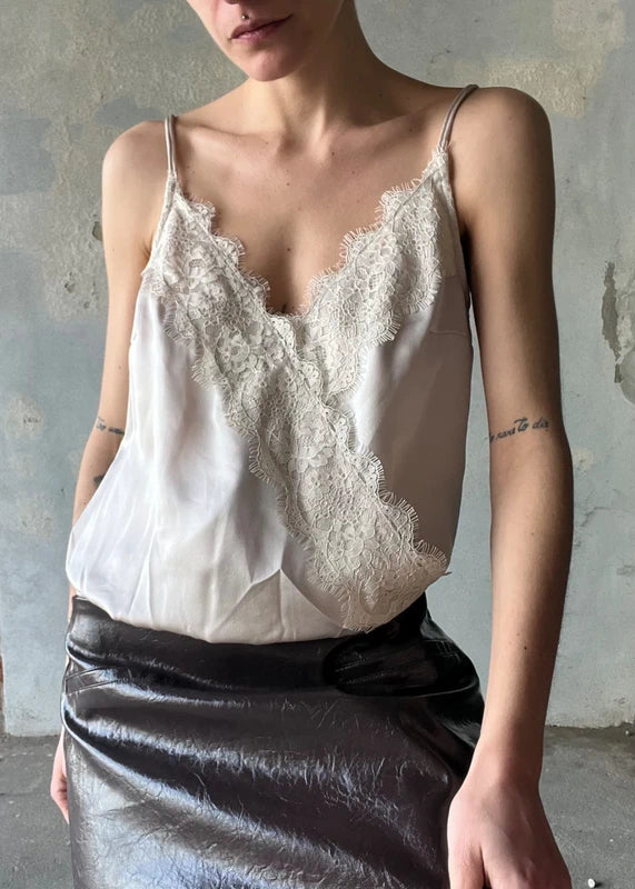 Body beige con pizzo