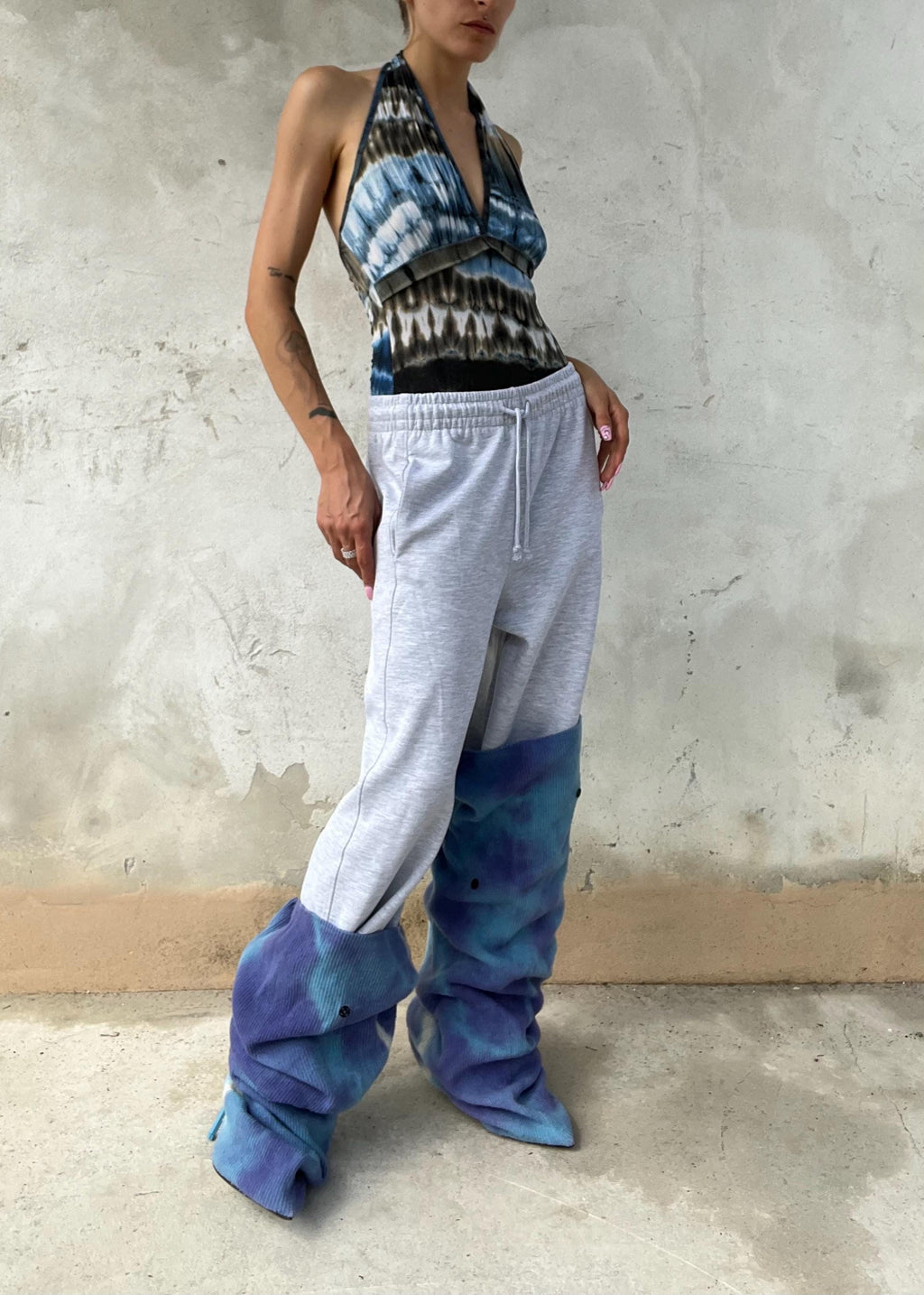 top vintage tie dye blu marrone