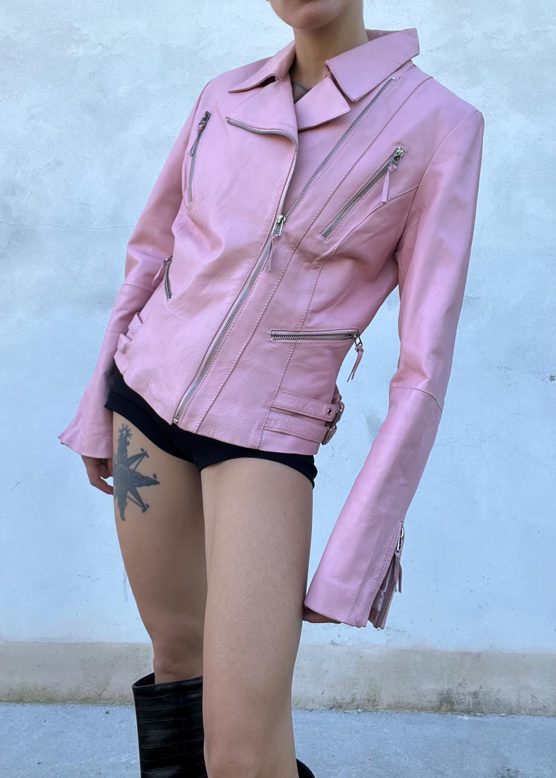 Chiodo vintage di pelle rosa