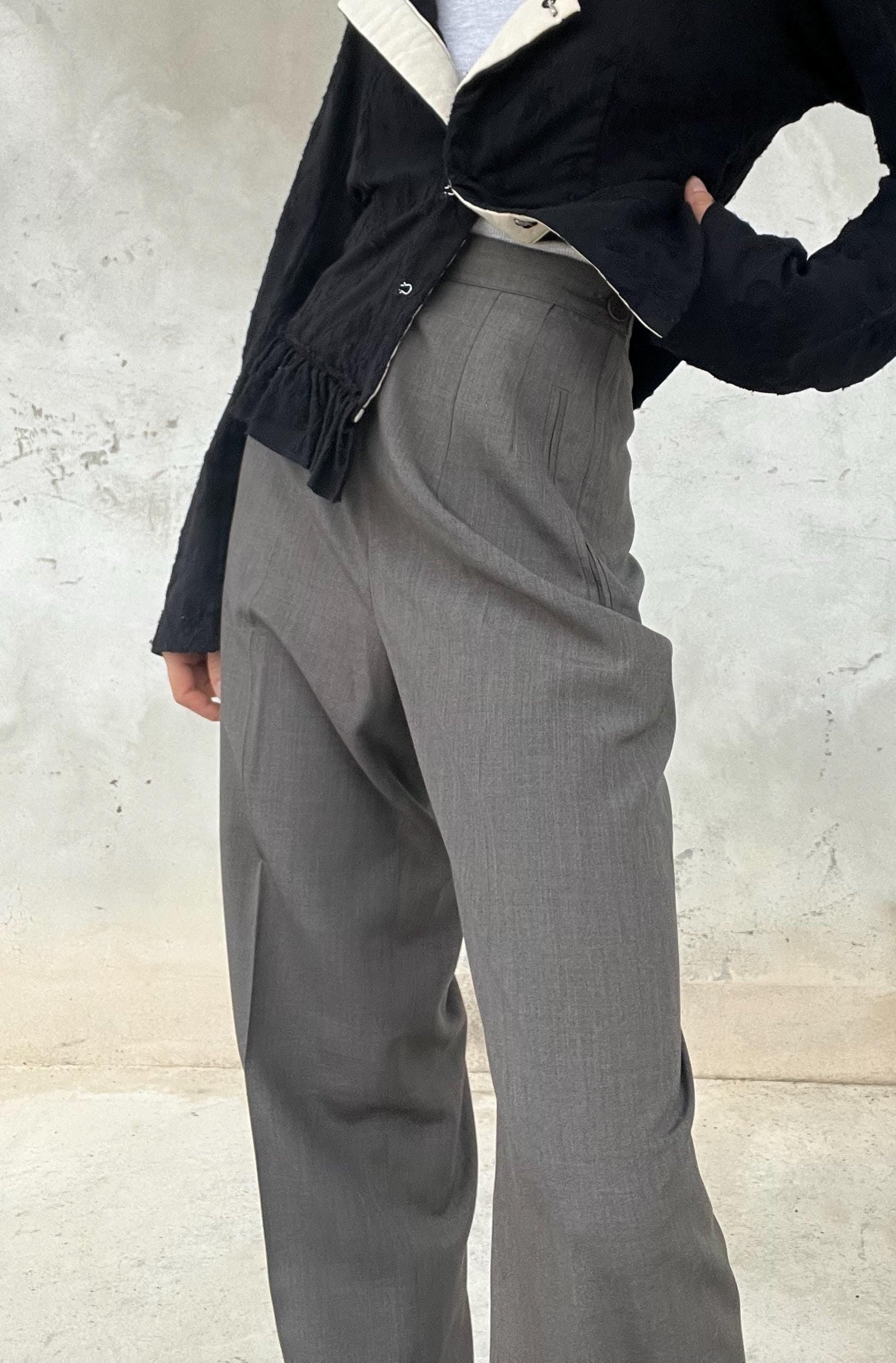 Pantaloni leggeri grigi