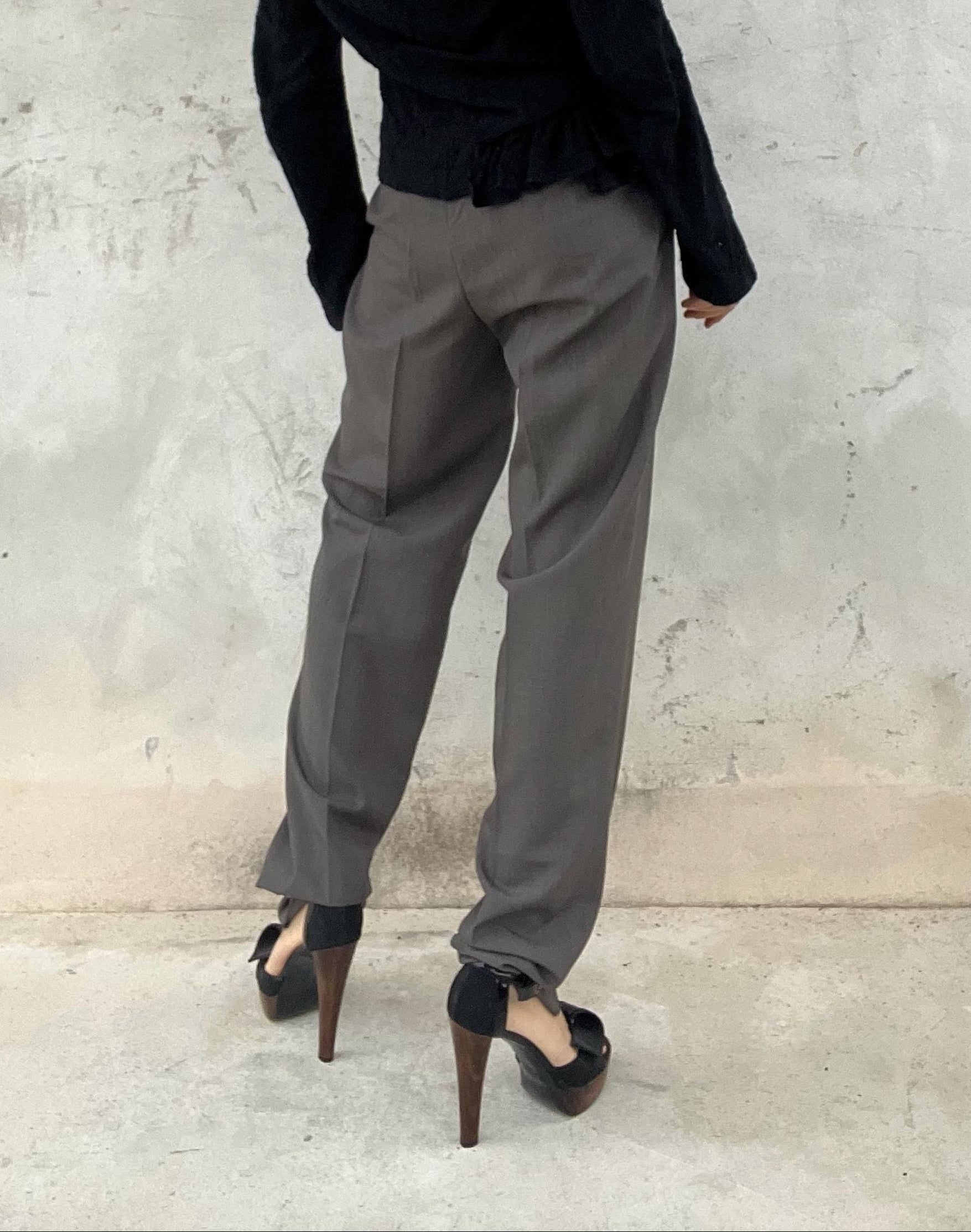 Pantaloni leggeri grigi