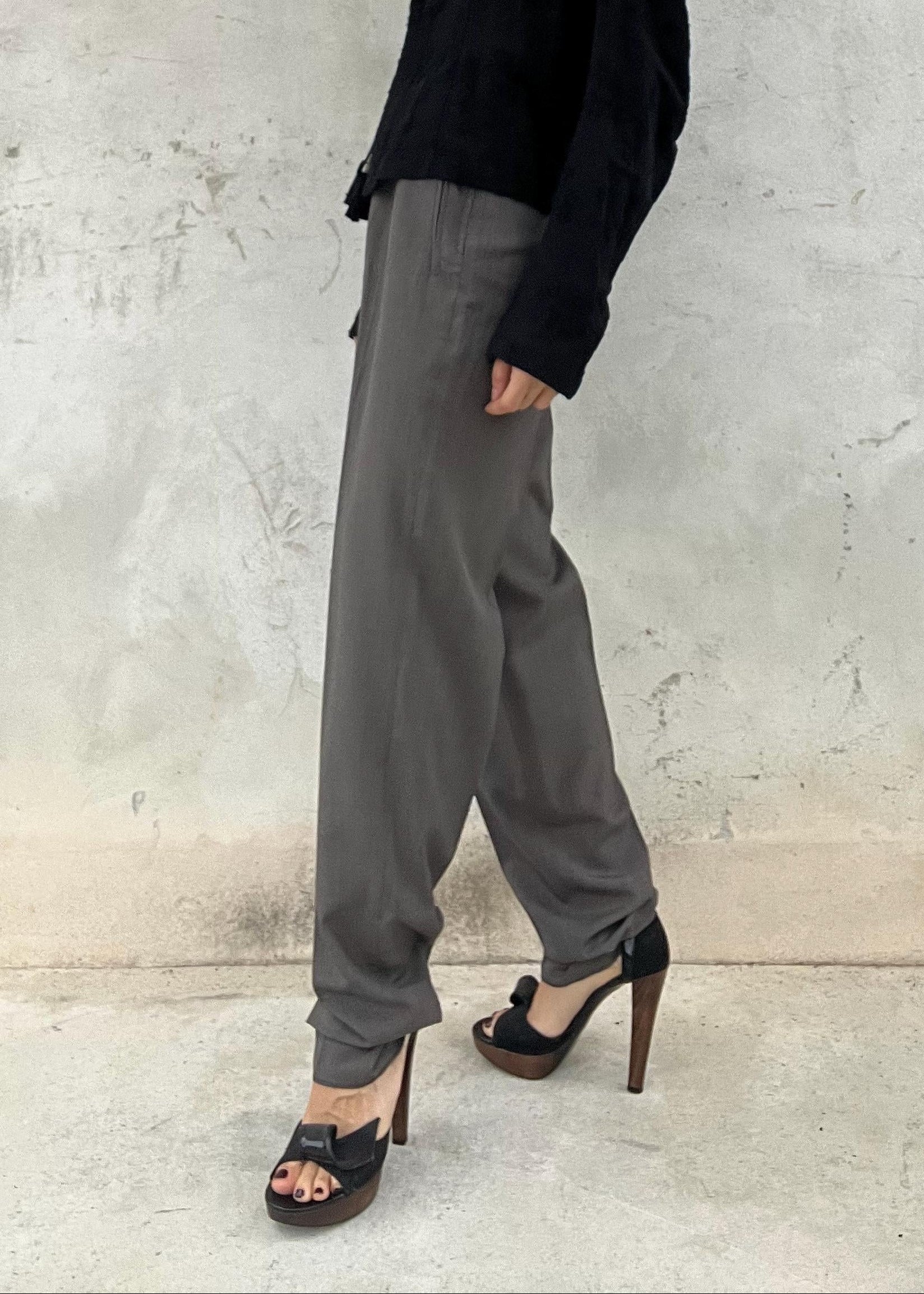 Pantaloni leggeri grigi