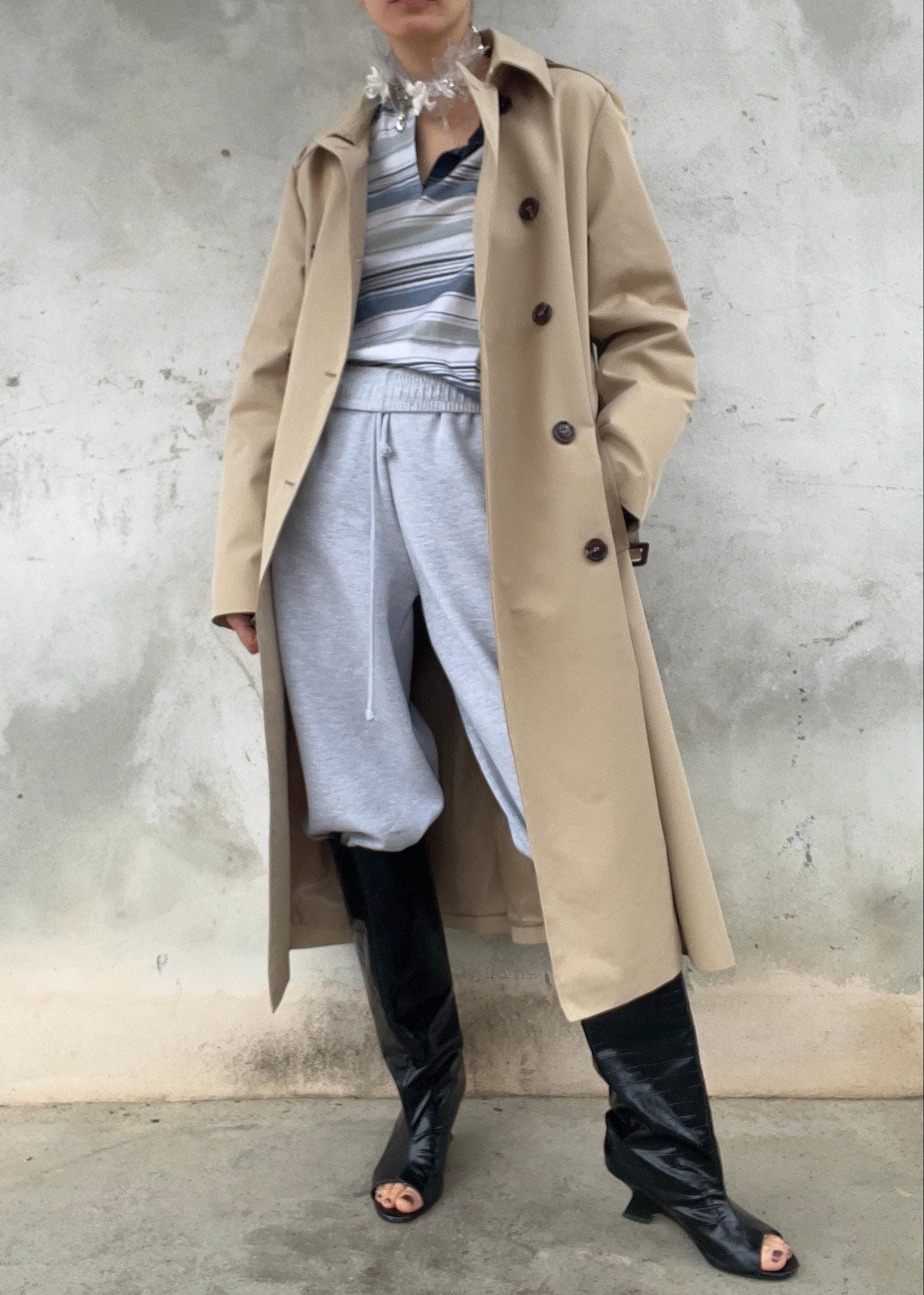 Trench ampio beige primaverile