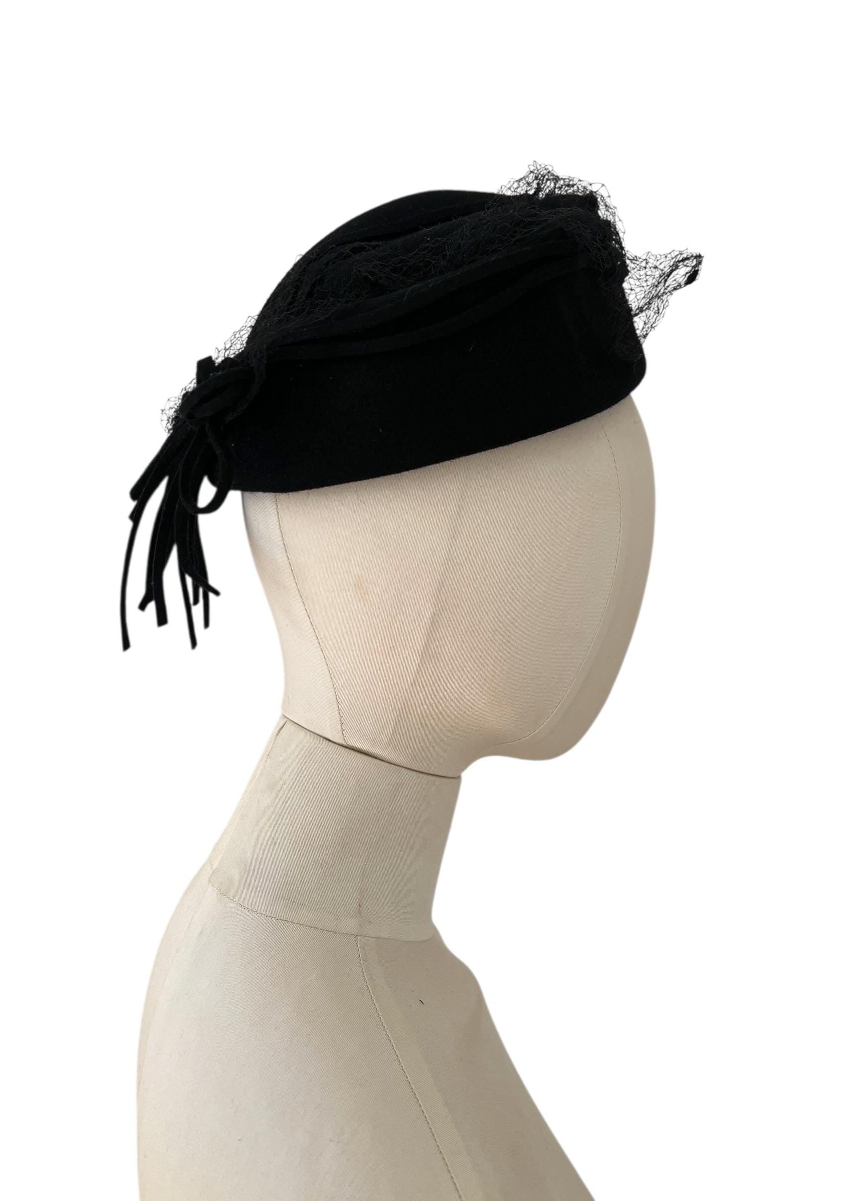 Cappello in lana nero vintage anni '50